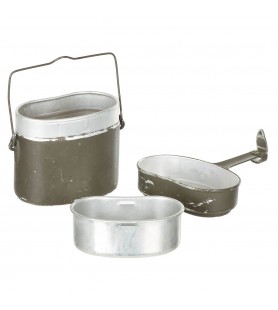 ARMY MILITARY CANTEEN (USED)